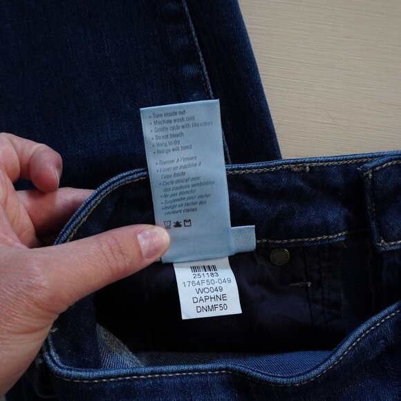 NWT PAIGE Dalphne Jeans size 30 - Picture 7 of 13